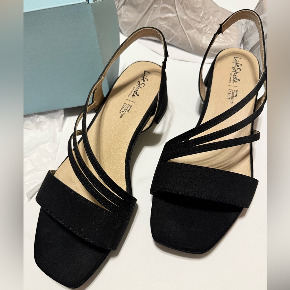 Life Stride Joy 2 Strappy Black Sandal Shoe 8.5